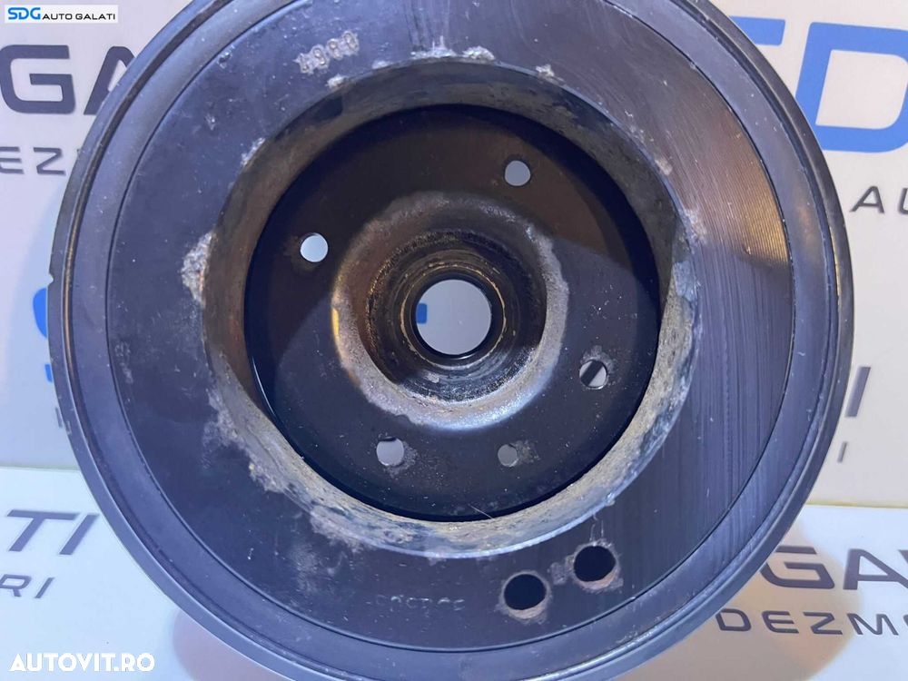Rola Fulie Accesorii Vibrochen Arbore Cotit Audi A4 B8 2.0 TFSI CDNB CDNC CAEA CAEB CAED CFKA CPMA CPMB 2008 - 2015 Cod 06H105243G - 2
