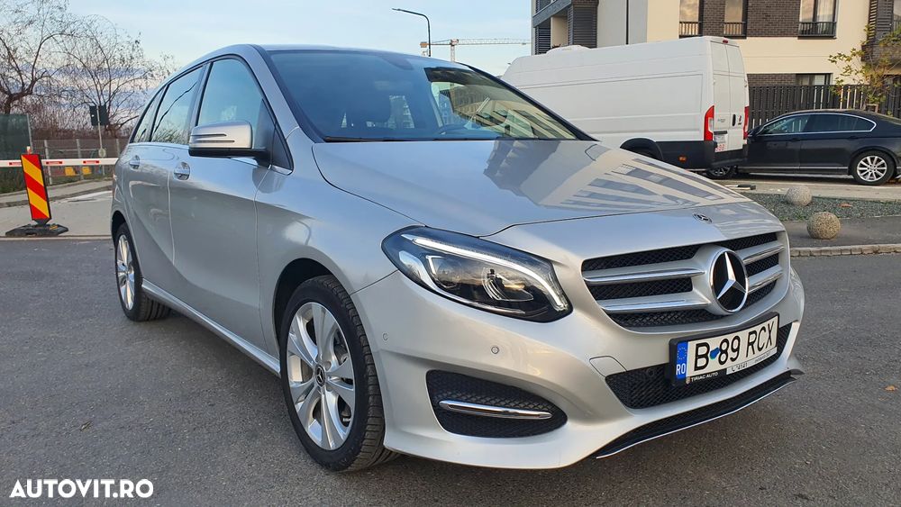 Mercedes-Benz B - 13