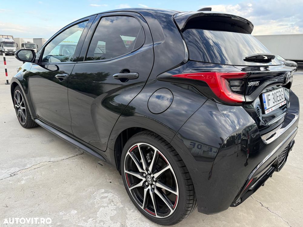 Toyota Yaris 130 1.5 VVT-i GR SPORT - 33