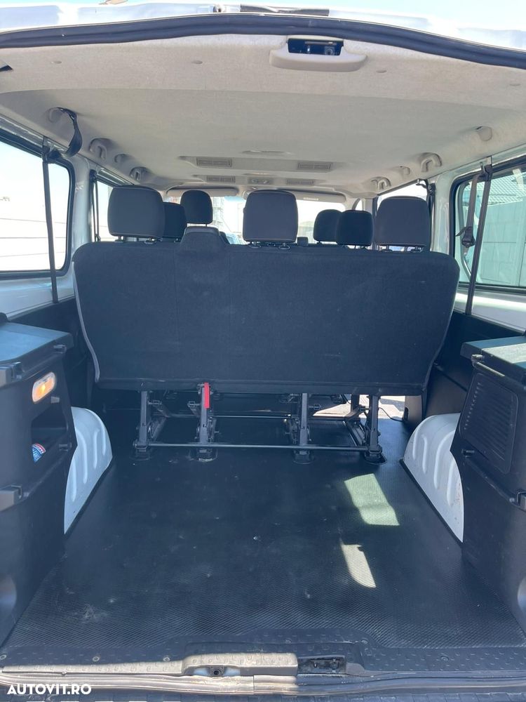 Renault Trafic - 9