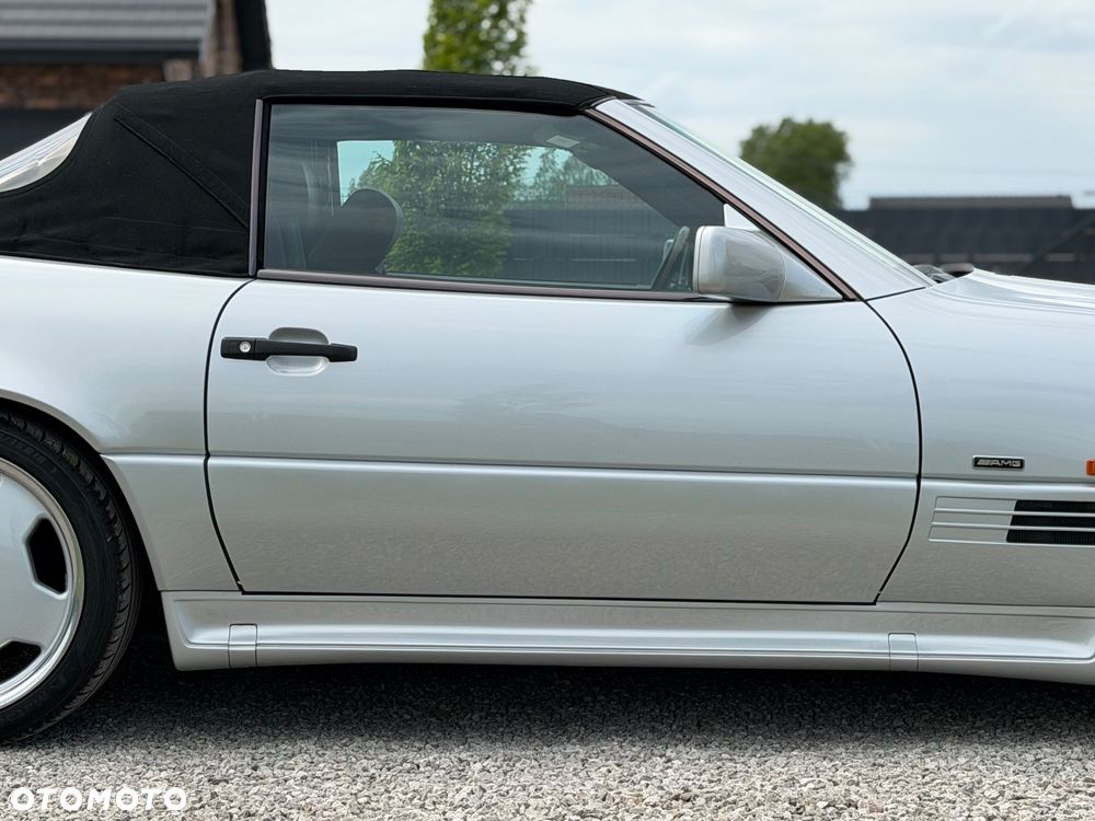 Mercedes-Benz SL - 17