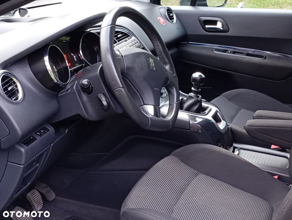 Peugeot 5008 - 18