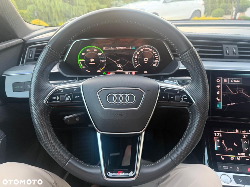 Audi e-tron 55 Quattro S Line - 8