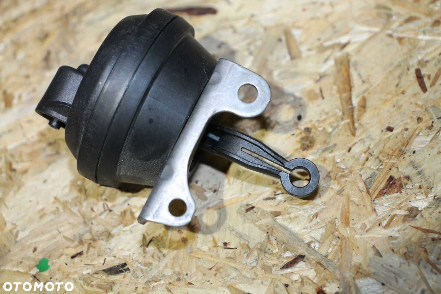 VOLVO V40 V60 S60 XC60 V90 S90 XC90 V70 GRUSZKA ZAWÓR EGR PA6T766-GF30 - 3