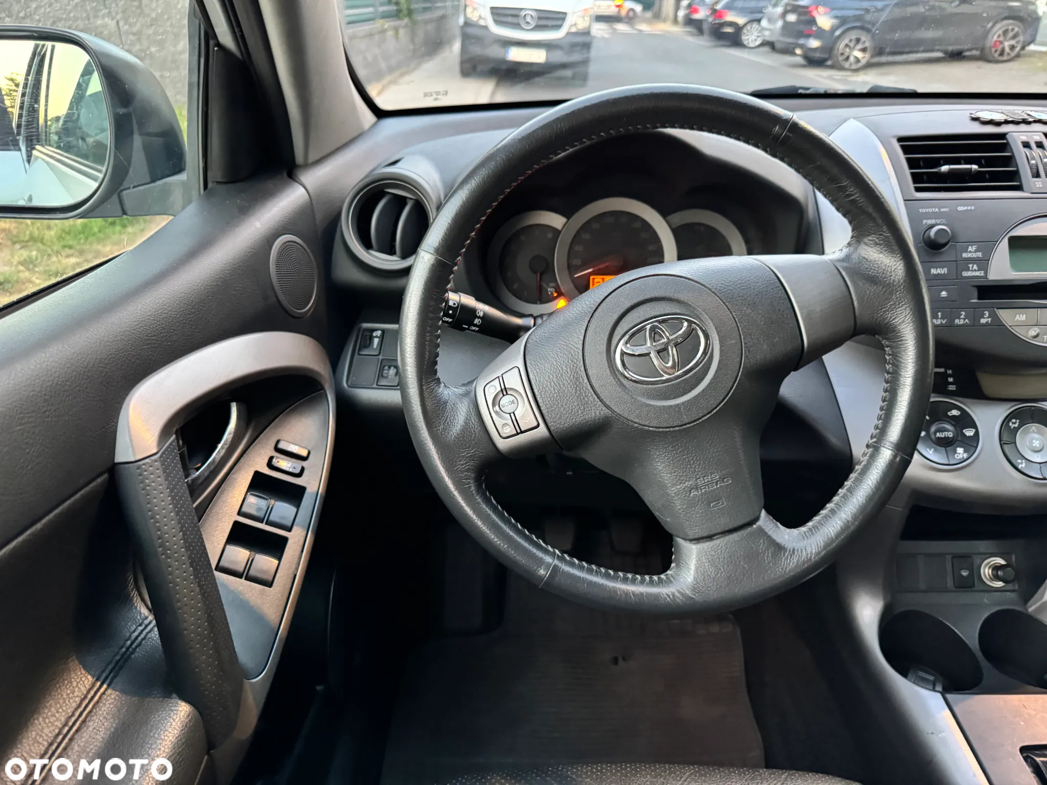 Toyota RAV4 2.0 VVT-i Sol - 20