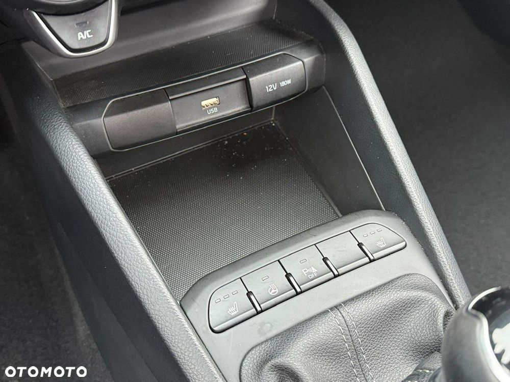 Kia Stonic 1.2 Vision - 24