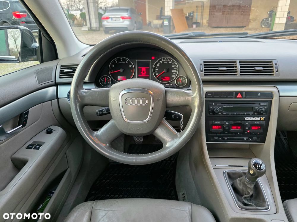 Audi A4 Limousine 1.8T - 6