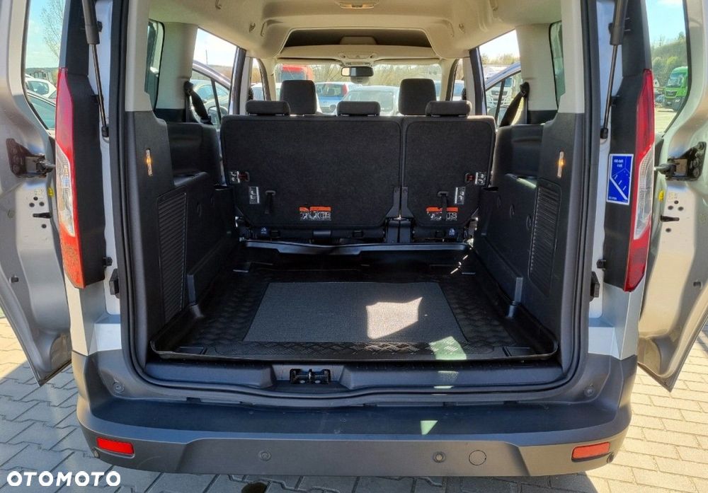 Ford Transit Connect - 25