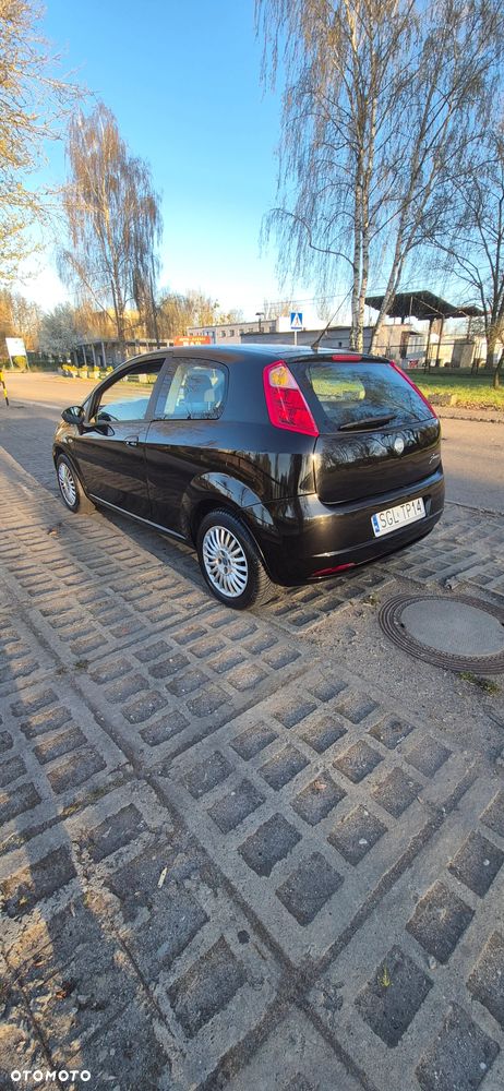 Fiat Grande Punto - 9