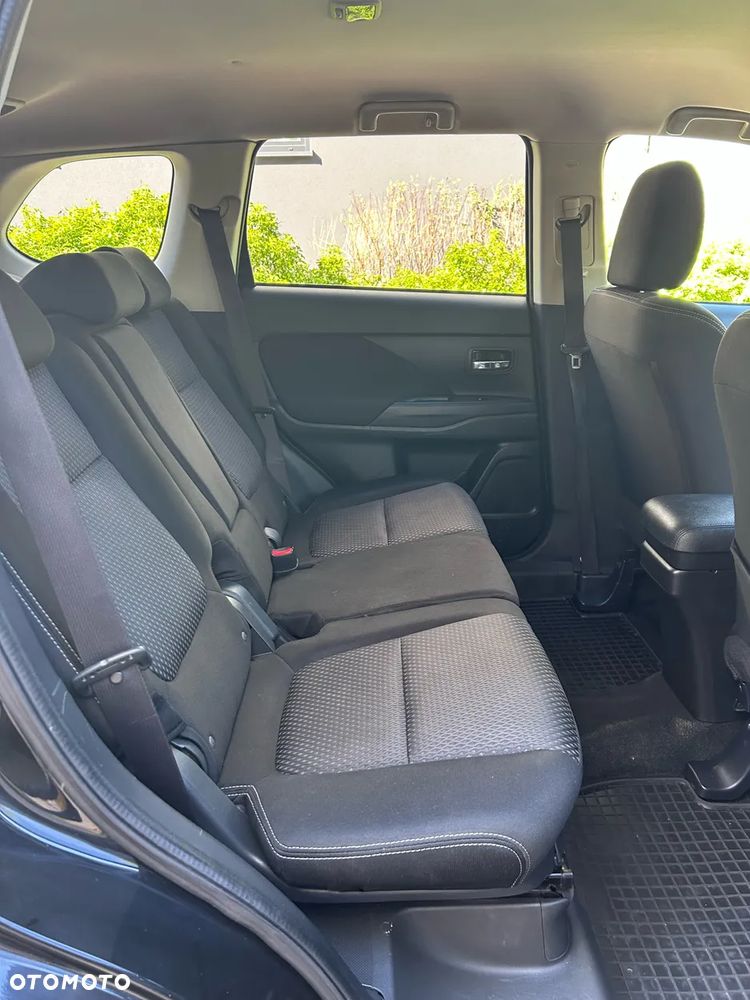 Mitsubishi Outlander 2.2 DI-D 4WD Automatik Intense - 9