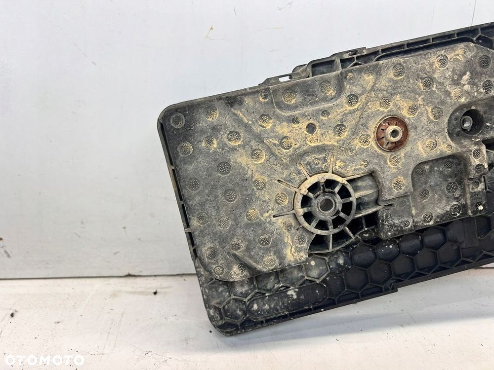 PODSTAWA AKUMULATORA AUDI VW SEAT SKODA 5Q0915321G - 5