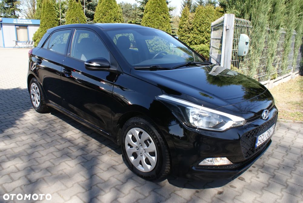 Hyundai i20 1.2 GO - 15