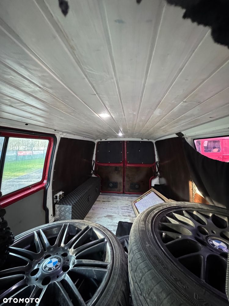 Volkswagen Transporter Kamper - 10