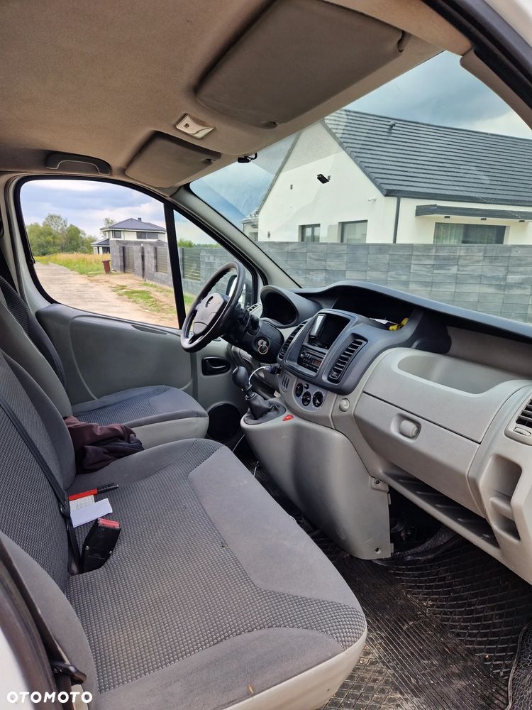 Opel Vivaro - 5