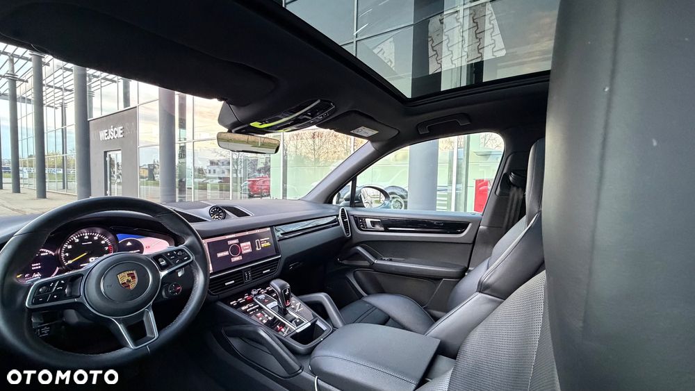 Porsche Cayenne Platinum Edition - 38