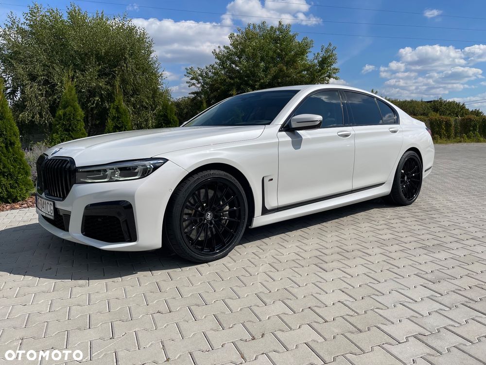 BMW Seria 7 750i xDrive - 2