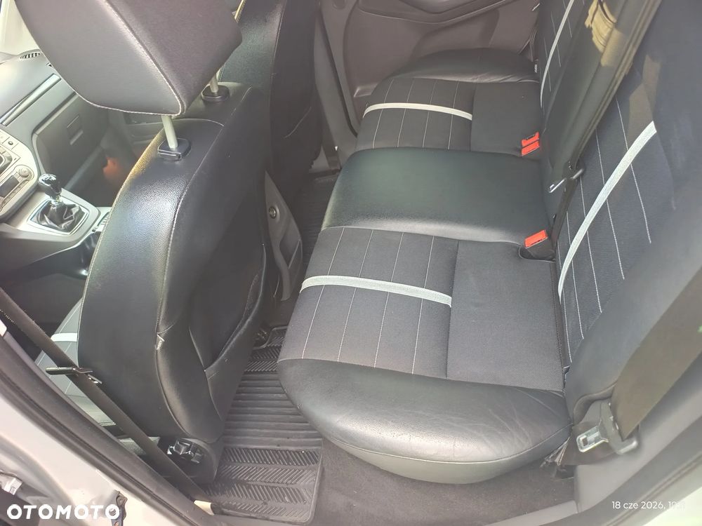 Ford Kuga - 15