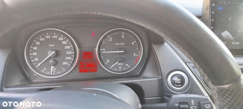 BMW X1 sDrive20d Sport Line - 5