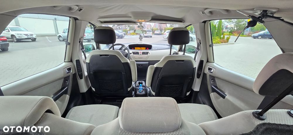 Citroën C4 Picasso - 6
