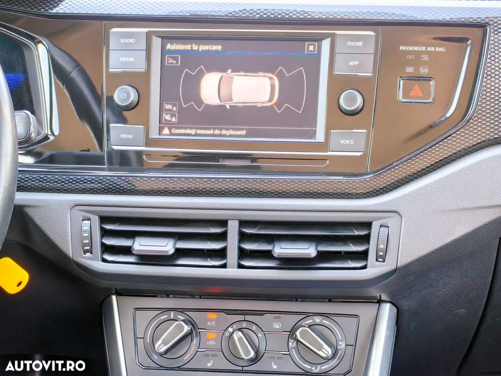 Volkswagen Taigo - 22