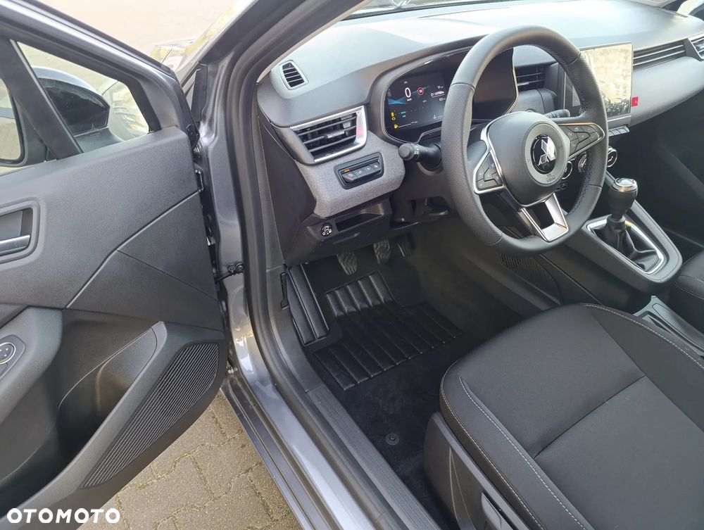 Mitsubishi Colt 1.0T Invite Style Cold - 9