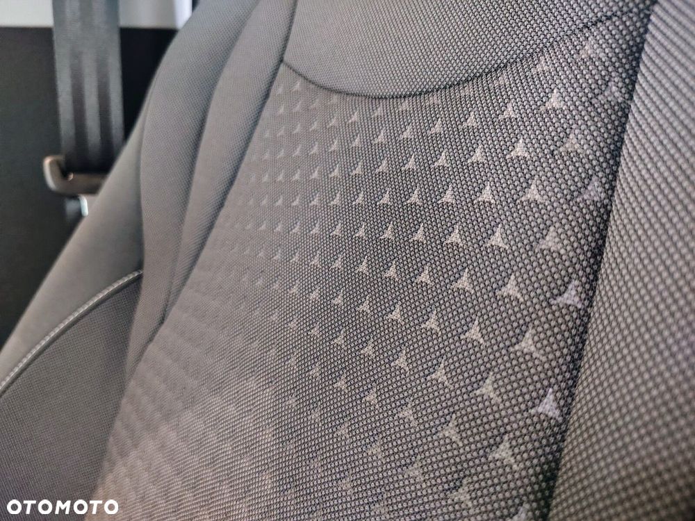 Volkswagen T-Roc - 29