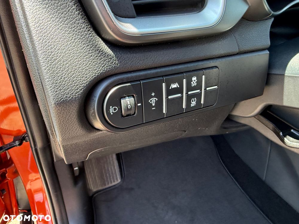 Kia XCeed 1.5 T-GDI L Business Line DCT - 16