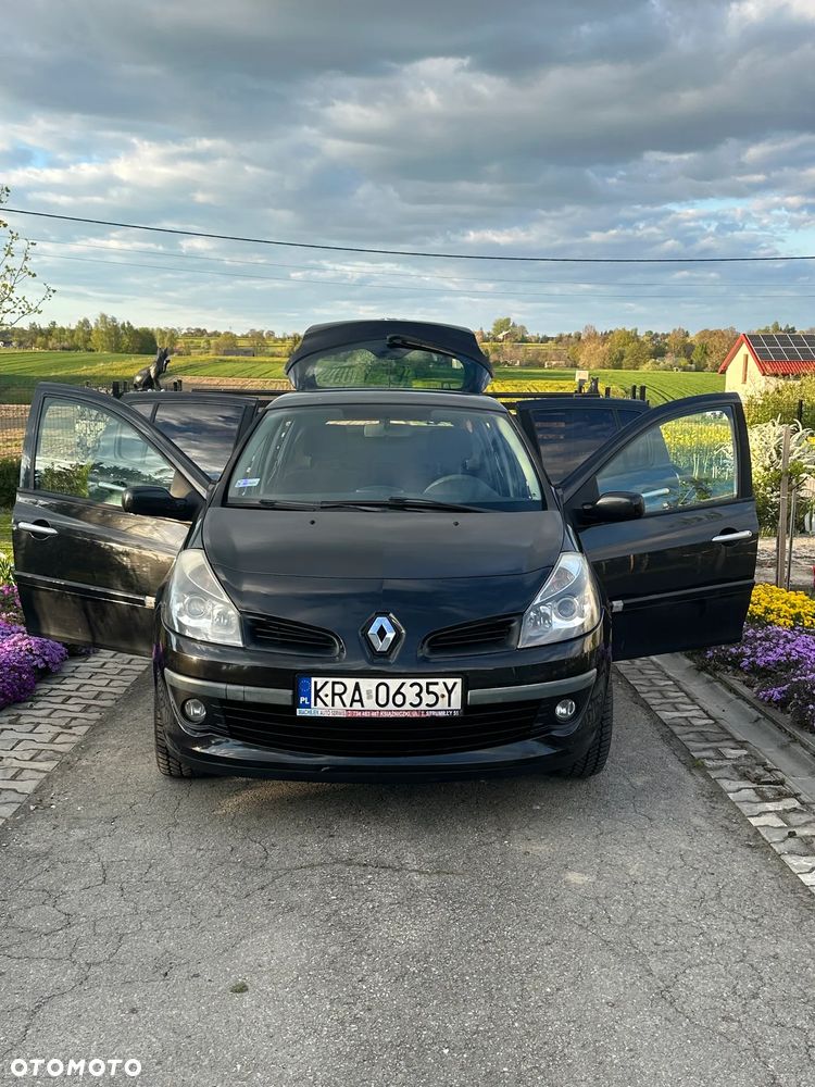 Renault Clio 1.2 16V Authentique - 15