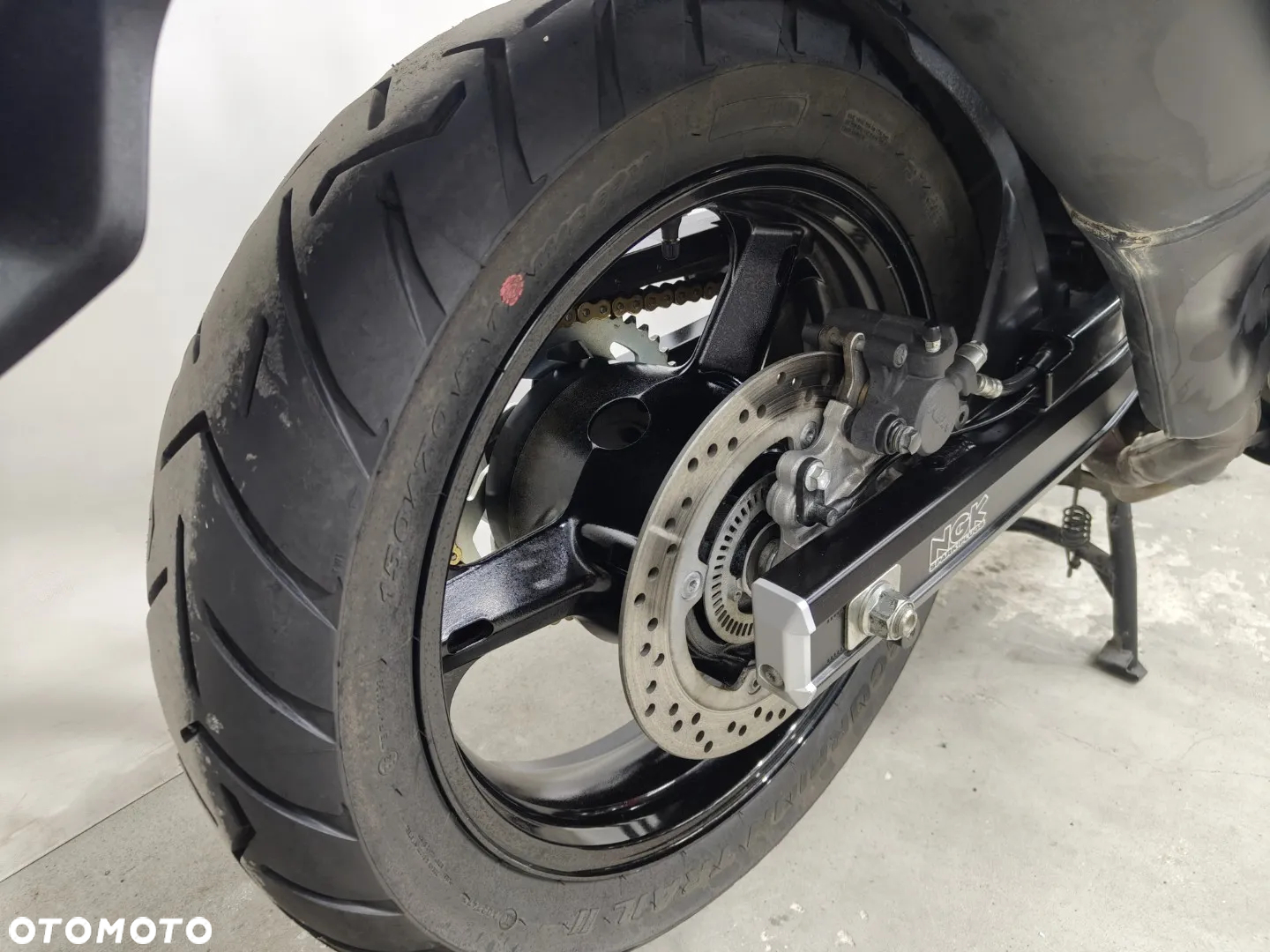 Suzuki V-STROM - 9