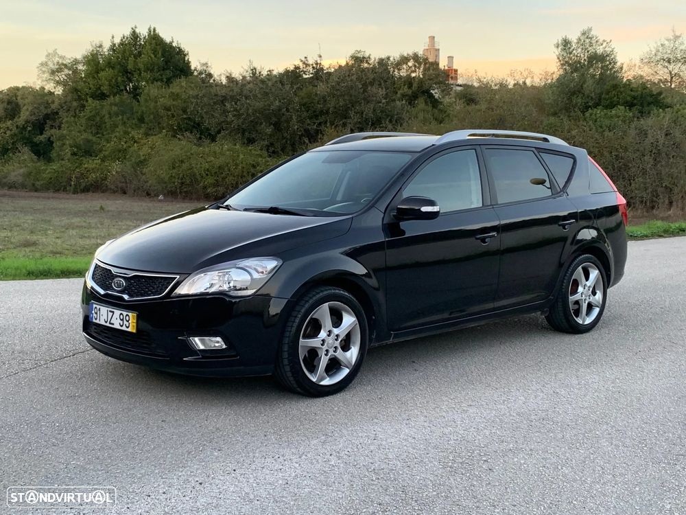 Kia Ceed SW 1.6 CRDi TX ISG - 1