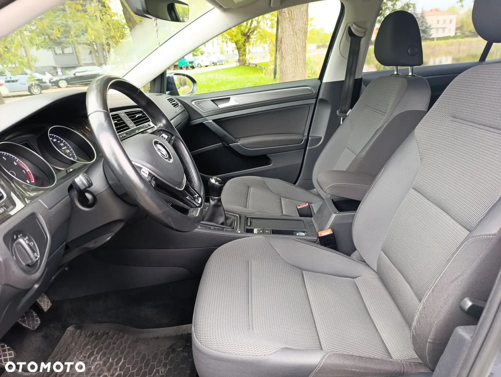 Volkswagen Golf VII 1.4 TSI BMT Comfortline - 11