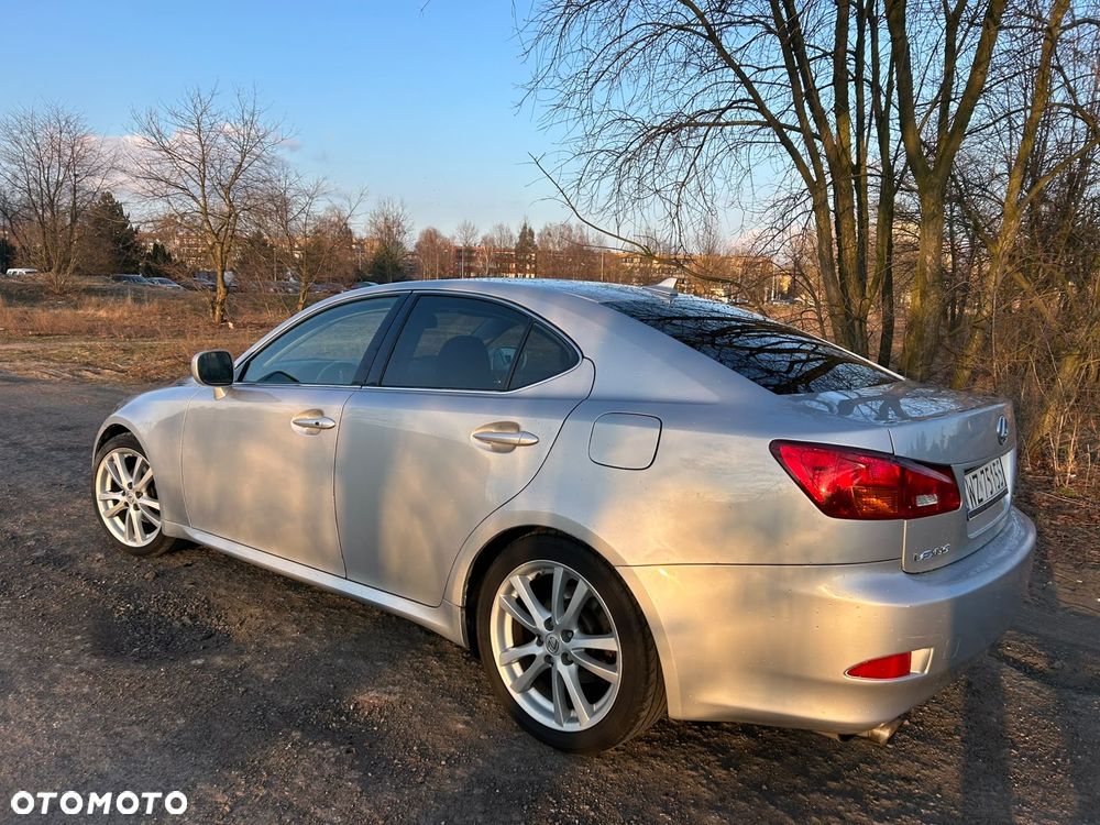 Lexus IS 250 Luxury Line - 4