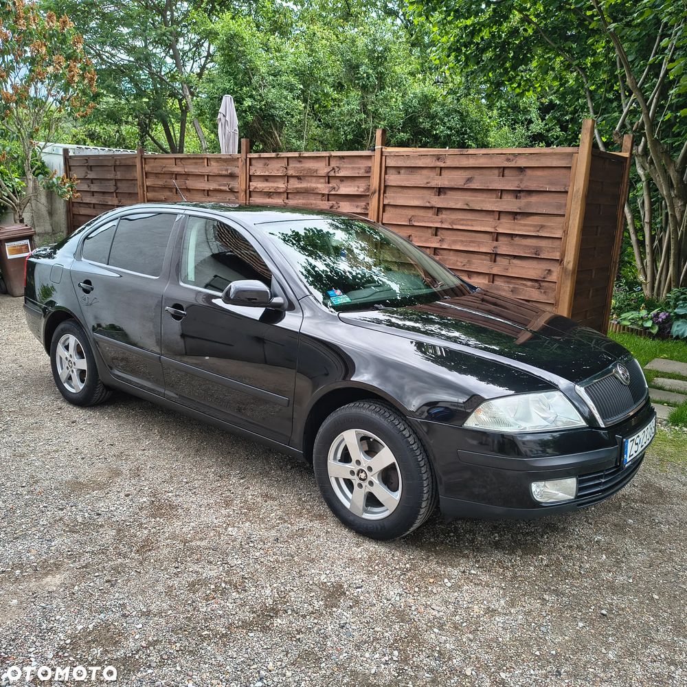 Skoda Octavia 1.6 FSI Classic - 4