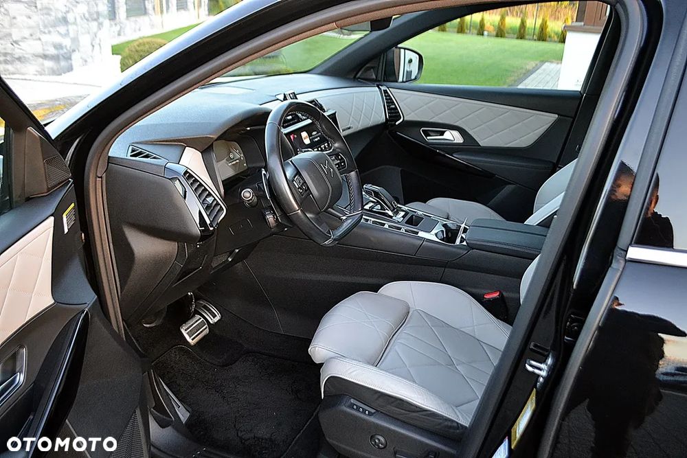 DS Automobiles DS 7 Crossback - 11
