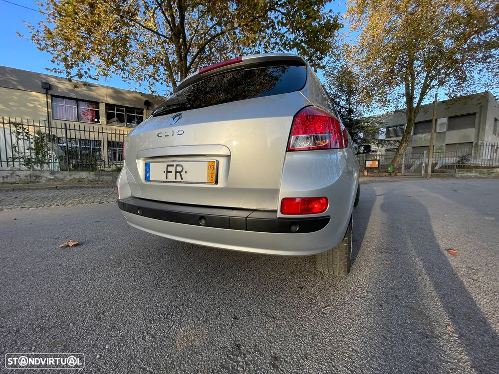 Renault Clio Break 1.5 dCi Dynamique S - 30