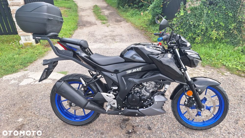 Suzuki GSX - 2