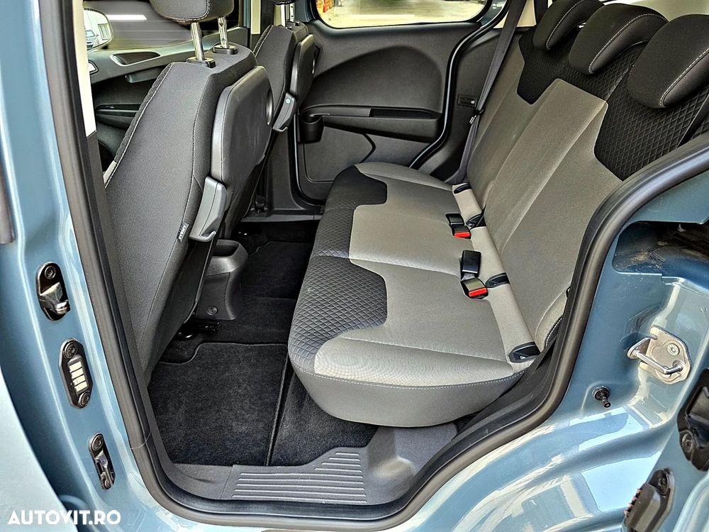 Ford Tourneo Courier 1.5 TDCi S&S Titanium - 7