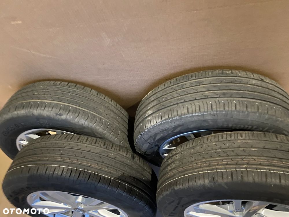 Koła 17 cali Audi Q3 83A Continental 215/65R17 2024 r. felgi 83A601025F 28k - 9