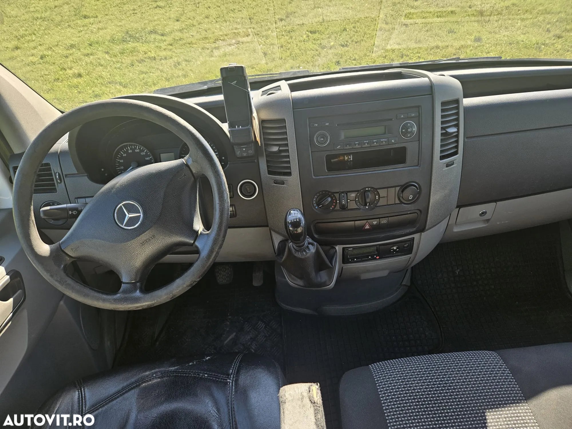 Mercedes-Benz Sprinter - 9