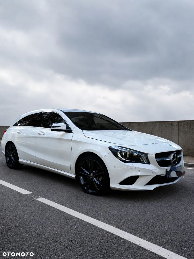 Mercedes-Benz CLA 200 7G-DCT AMG Line - 1