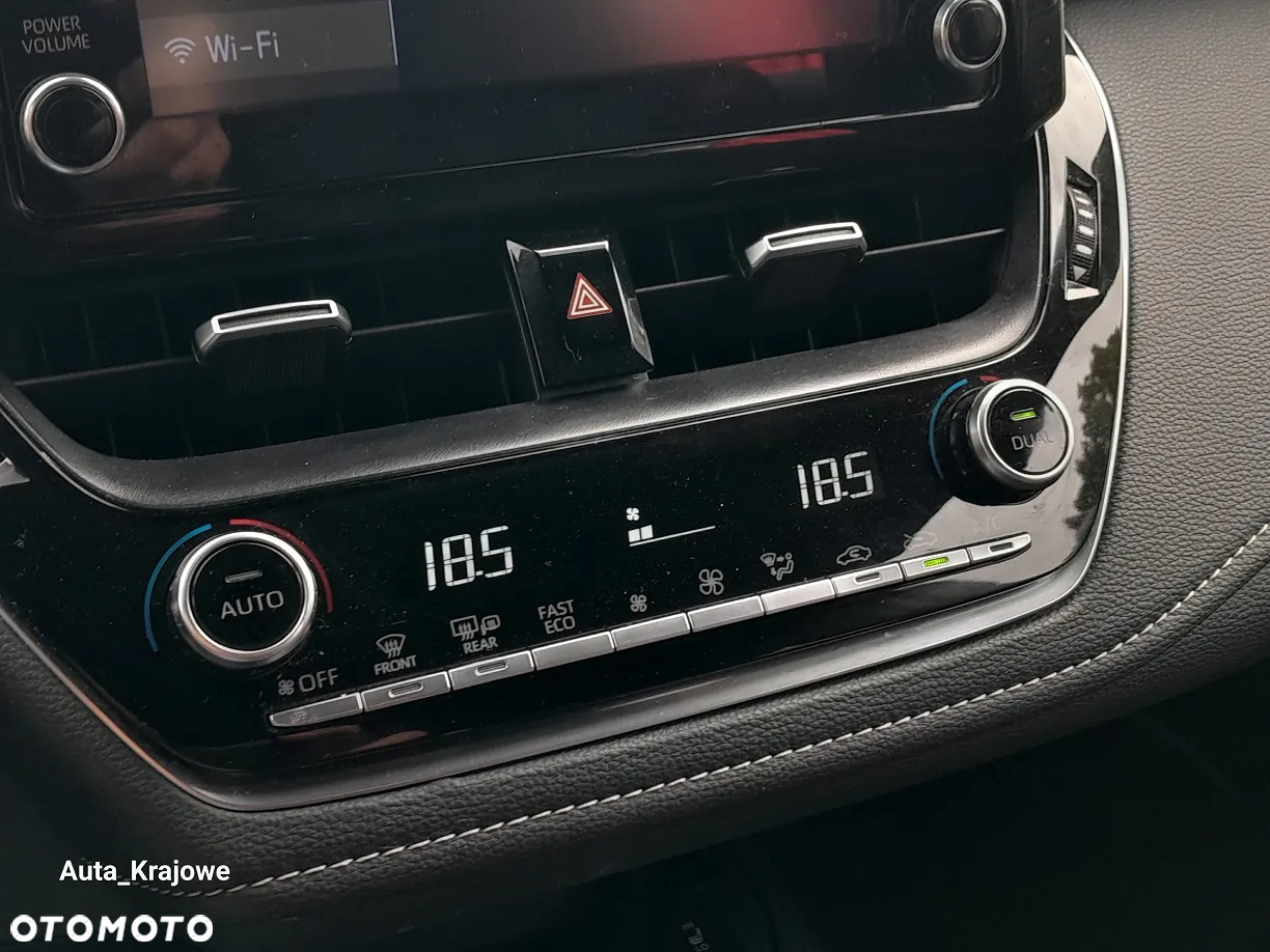 Toyota Corolla 1.8 Hybrid Comfort - 19