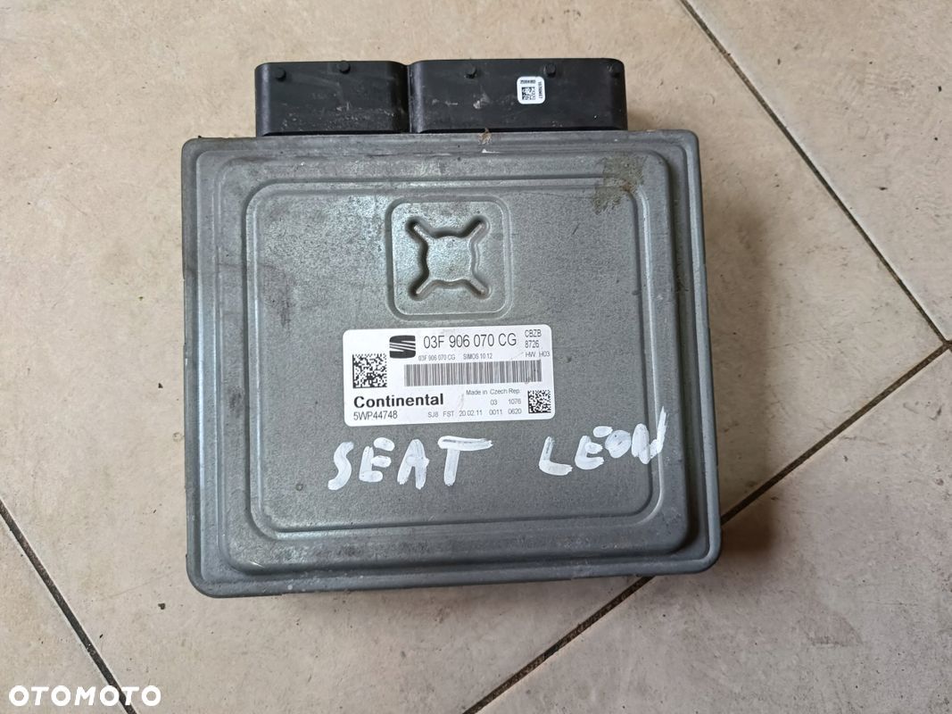 SEAT LEON II lift 1,2TSI STEROWNIK SILNIKA KOMPUTER 03F906070CG - 1