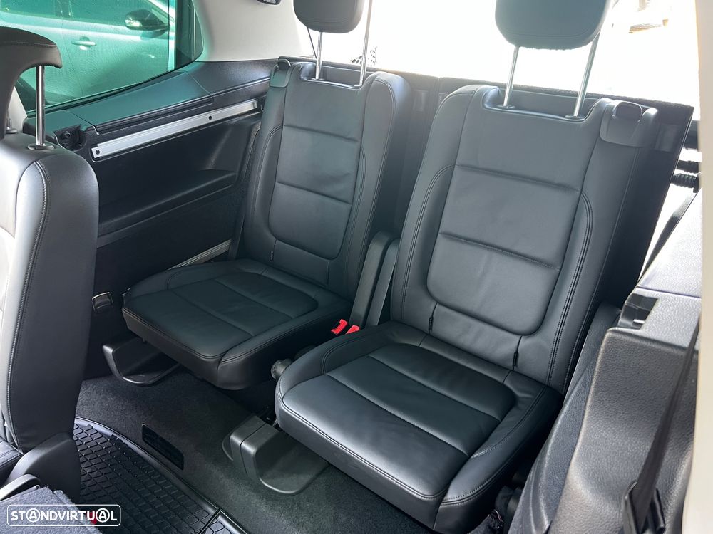 VW Sharan 2.0 TDI Blue Highline DSG - 6
