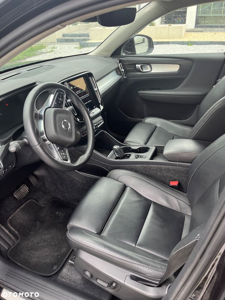 Volvo XC 40 - 5