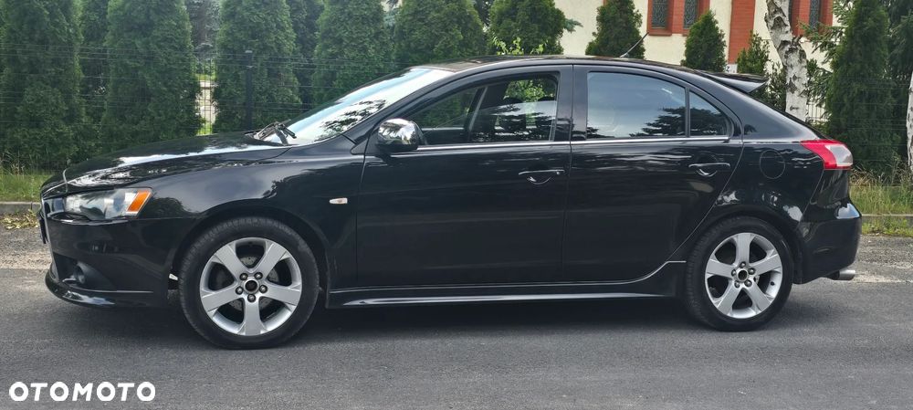Mitsubishi Lancer 1.8 Intense - 10