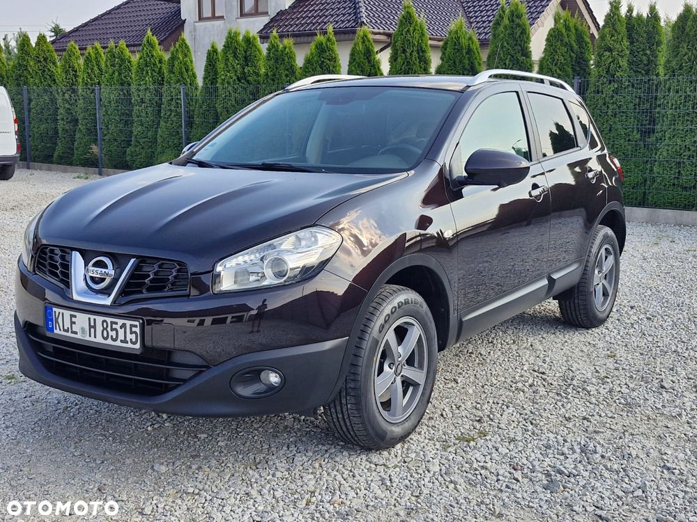 Nissan Qashqai - 1