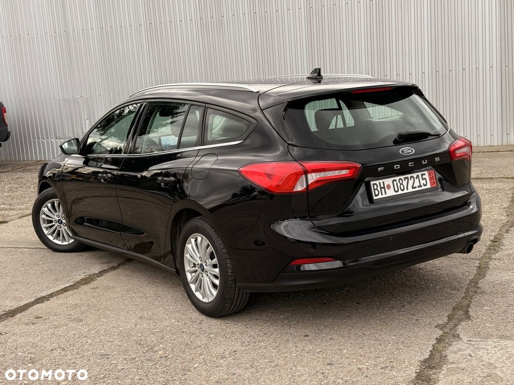 Ford Focus 1.5 EcoBlue Start-Stopp-System TITANIUM - 22