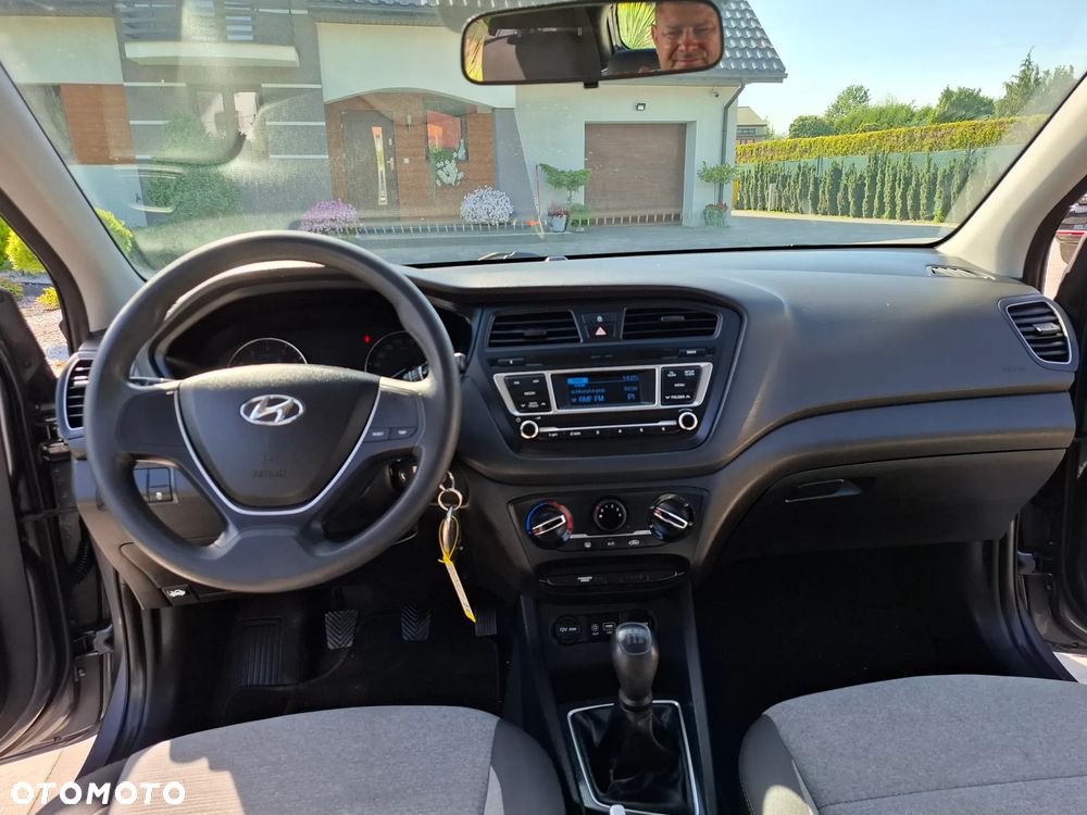 Hyundai i20 1.2 Fresh - 22
