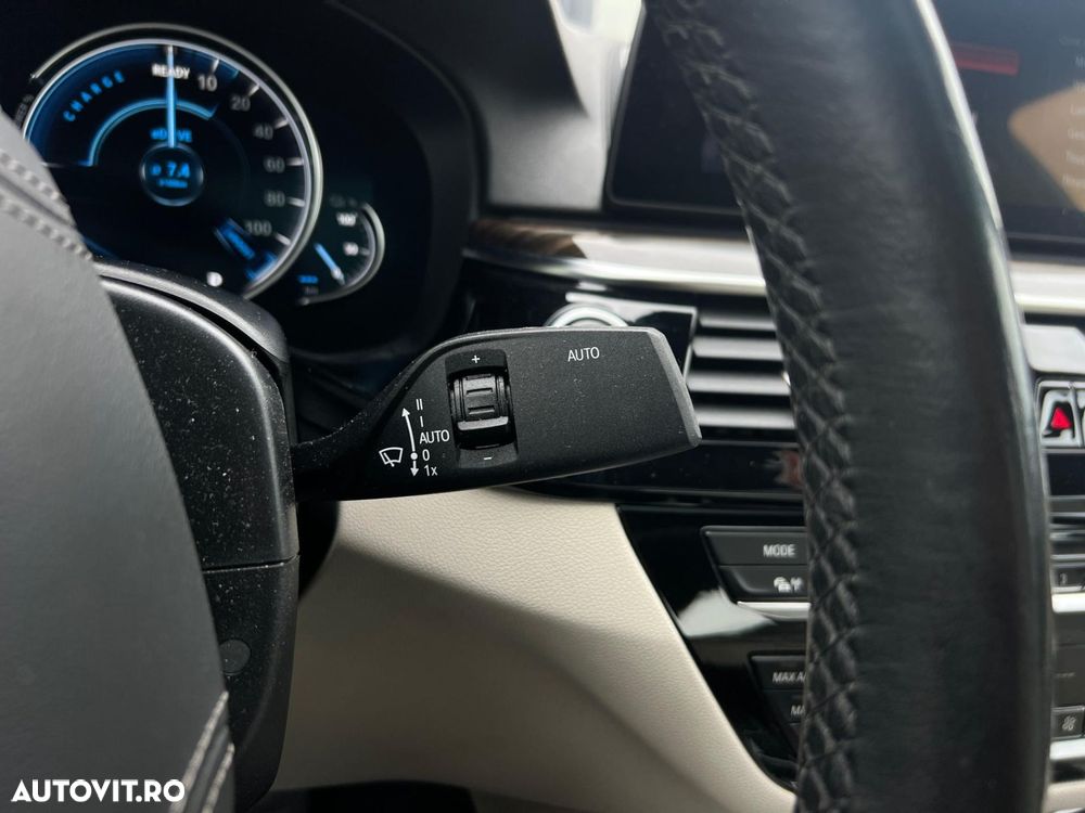 BMW Seria 5 530e AT PHEV - 35