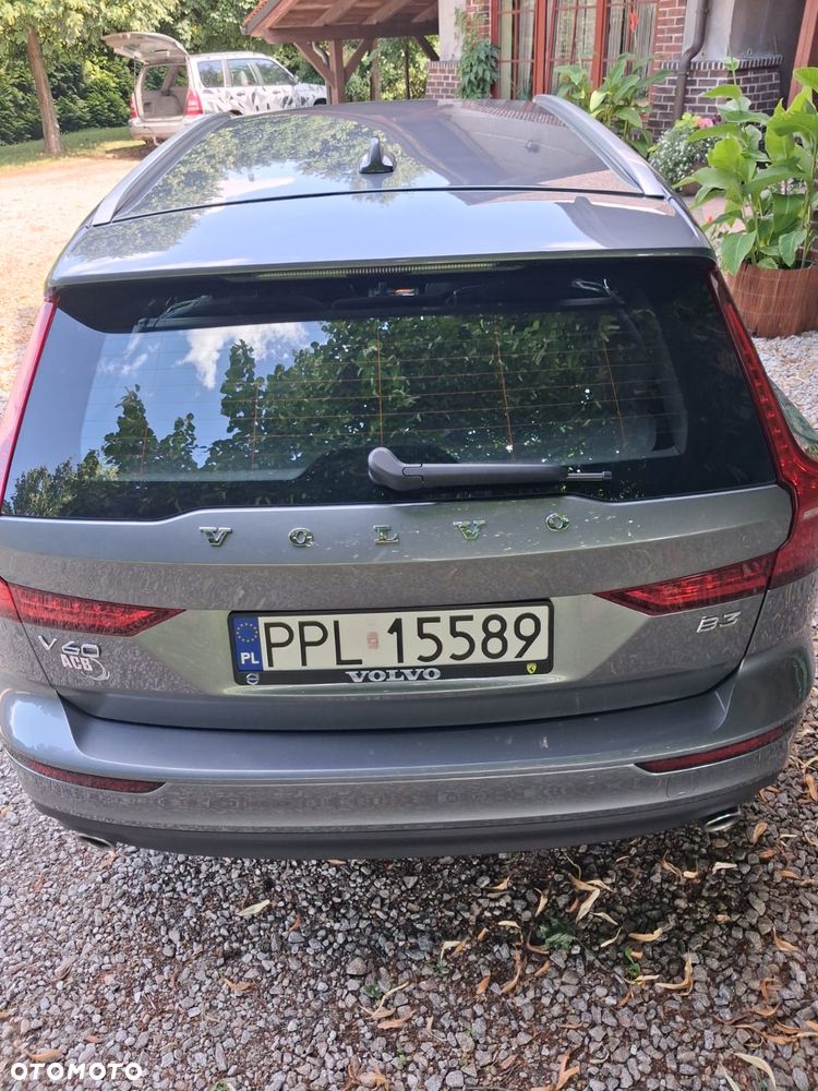 Volvo V60 B3 B Essential - 12